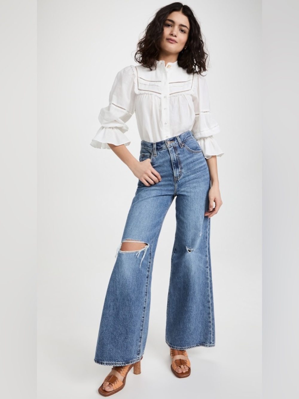 Levi’s High Loose Flare Jeans In Take Notes Size 26